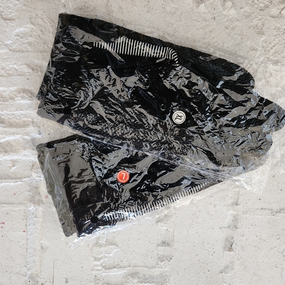 Running Gloves, NWT - Picture 9 of 10